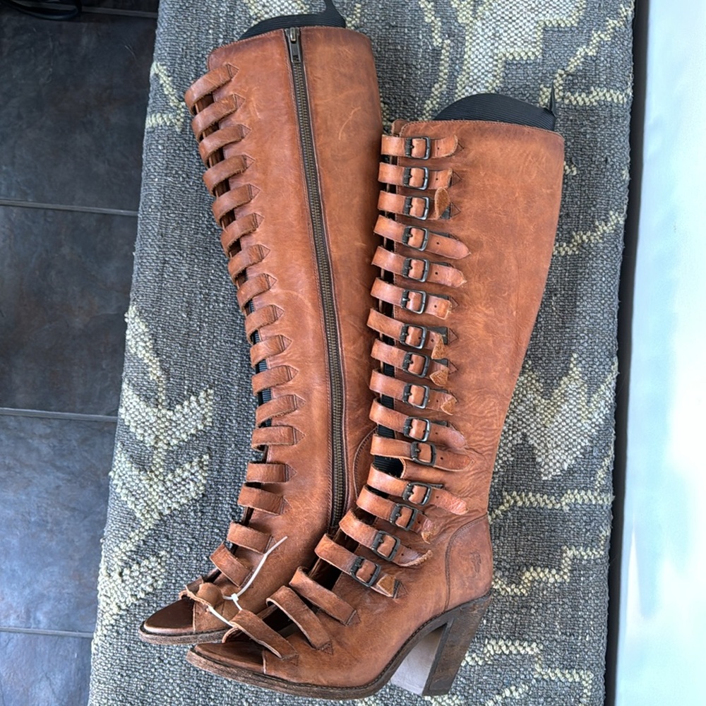 Vintage knee high FRYE boots - Izzy Belted Tall Boots